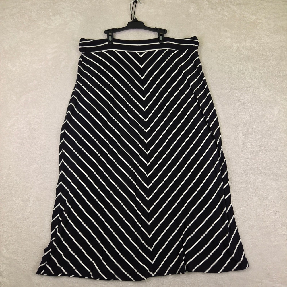 Liz Claiborne Petite PXXL Black White Chevron Stripe Maxi Skirt Stretch Rayon